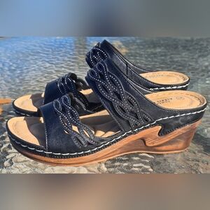 Alexis Bendel Comfort Wedge Sandals – Black Leather | Size 7.5